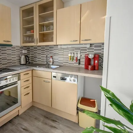Ubytovani Pod Svetem-Apartman Trebon Exterior photo